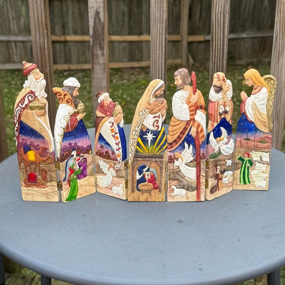 VTG Christmas Nativity Hand Painted Hinged Fence Intricate Carved Detail